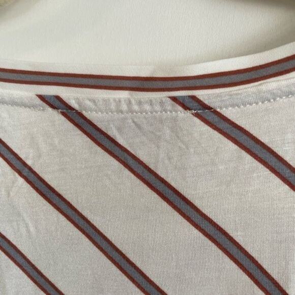 NWT LOFT Petite Small Diagonal Stripe Short Sleeve Blouse White Red Grey Top - Picture 8 of 8